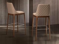 Michela stool with solid-wood structure and tall backrest