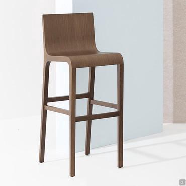 High bar stool in solid wood Leaf