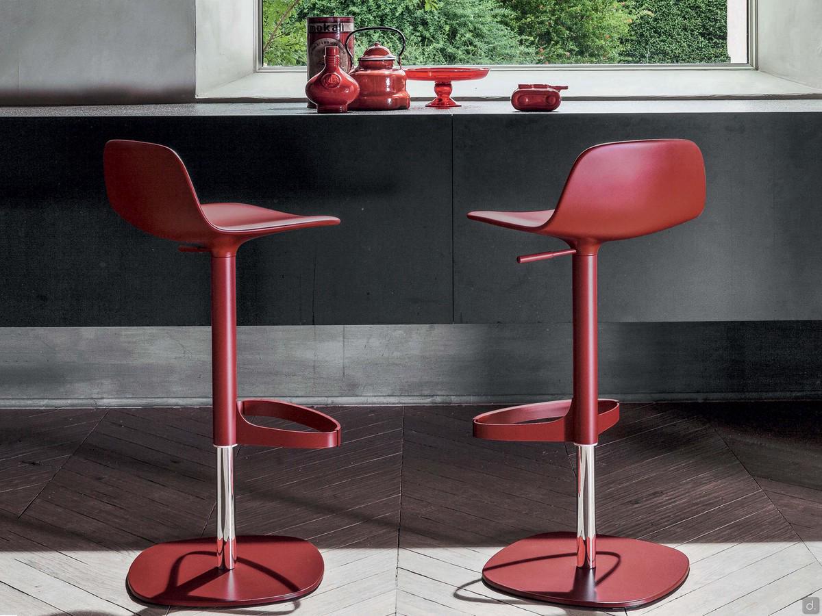 Bonnie swivel and adjustable stool by Bonaldo - swivel and adjustable seat height