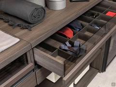 Drawer (cm h.14,4) with front panel in smoked glass, equipped with internal dividers in charcoal laminate