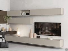 Suspended corner wall unit Plan 36 - lower base units with baskets, upper storage units and open compartment