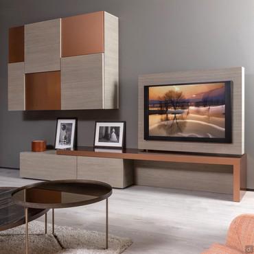 Bespoke wall system with TV panel Replay 03. Swivel 90° TV panel, it also includes two grounded deep drawers and three suspended wall units push-pull.