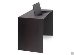 Bureau moderne avec compartiment de rangement Cabo, pour avoir à porter de main stylos, documents et autres accéssoires