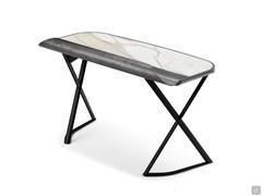 Bureau Cocoon de Cattelan avec insert en pierre Keramik Golden Calacatta mat, bordures en métal vernis brushed grey et pieds en métal gaufré noir