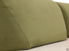 Détail du coussin en tissu Ambassador 808 Kiwi