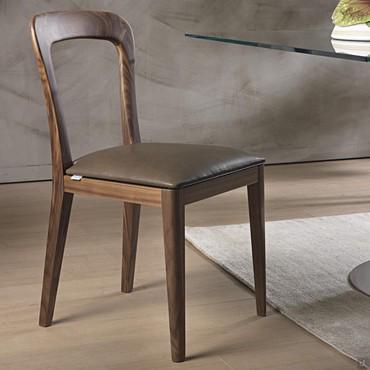 Chaise en bois massif avec assise en cuir Genis