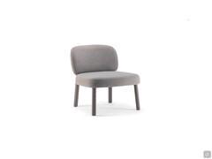 Fauteuil lounge design sans accoudoirs Hamide avec assise et dossier bas rembourrés, confortable et peu encombrant