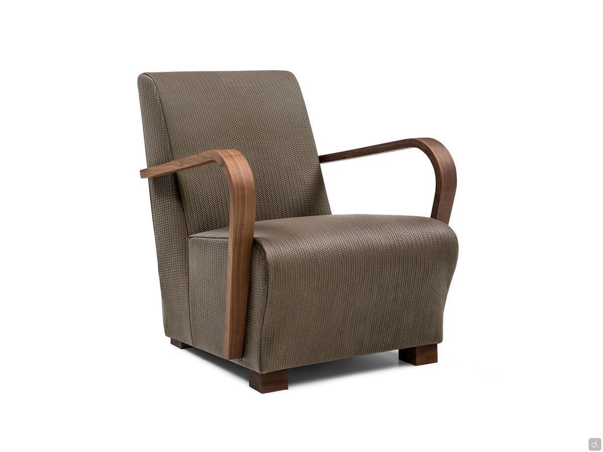 Fauteuil Dallas en bois courbé avec accoudoirs, ici proposé avec un revêtement en similicuir tissé City