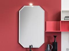 Borea Miroir de salle de bain de forme octogonale irrégulière cm 60 h.100. Complet avec spot LED mod. Ziko.