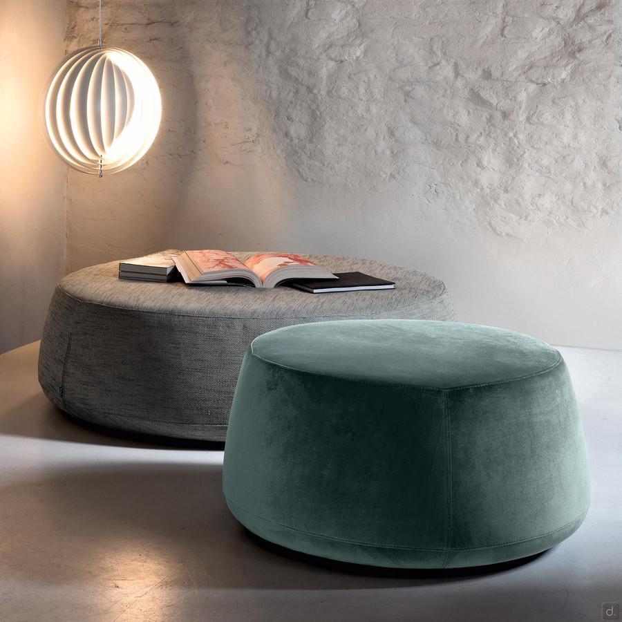 Pouf en tissu pour le salon Mendez