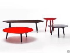 Leander Table basse avec plateau rond ou ovale disponible en plusieurs couleurs et finitions