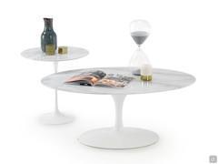 Tables basses design avec pied tulipe et plateau en marbre Saarinen