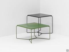 Paire de tables basses Proust en format carré haut et bas, entièrement laquées Gris anthracite RAL 7016 et Vert réséda RAL 6011