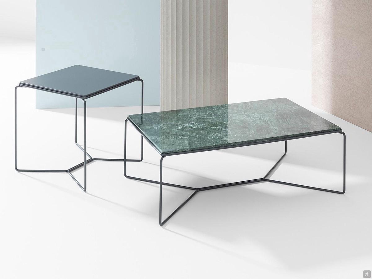 Table basse de style 70s avec piétement métallique Proust - versions en métal Gris Anthracite RAL 7016 et plateau laqué assorti et avec dessus en marbre Guatemala