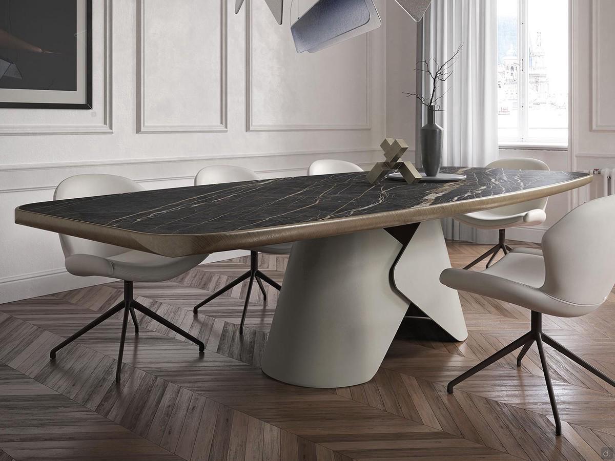 Table en céramique design avec bord peint Scott de Cattelan