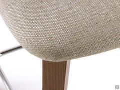 Détail de l'assise du tabouret Darcey recouverte du tissu Barren 05