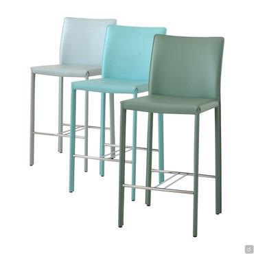 Tabouret de cuisine à 4 pieds en cuir coloré Keilir