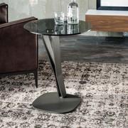 Tapis Mapoon et table basse Falco de Cattelan 