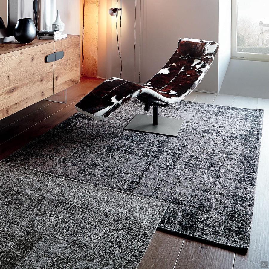 Tapis Mapoon au style vintage délavé, avec chaise longue Casanova de Cattelan 