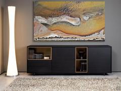 Credenza Ohio con tre vani a giorno, due ante e due cassetti - modello esposto in Showroom (non disponibile)