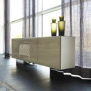 Credenza a 3 ante in laccato opaco bianco Focus di Cattelan, perfetta per arredare soggiorni moderni