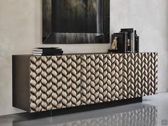 Credenza con piedini in acciaio Lavander di Cattelan finitura laccato opaco brushed bronze