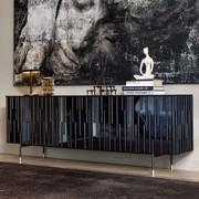 Credenza Drops con ante in metacrilato effetto specchio grigio con inserti in legno essenza frassino nero