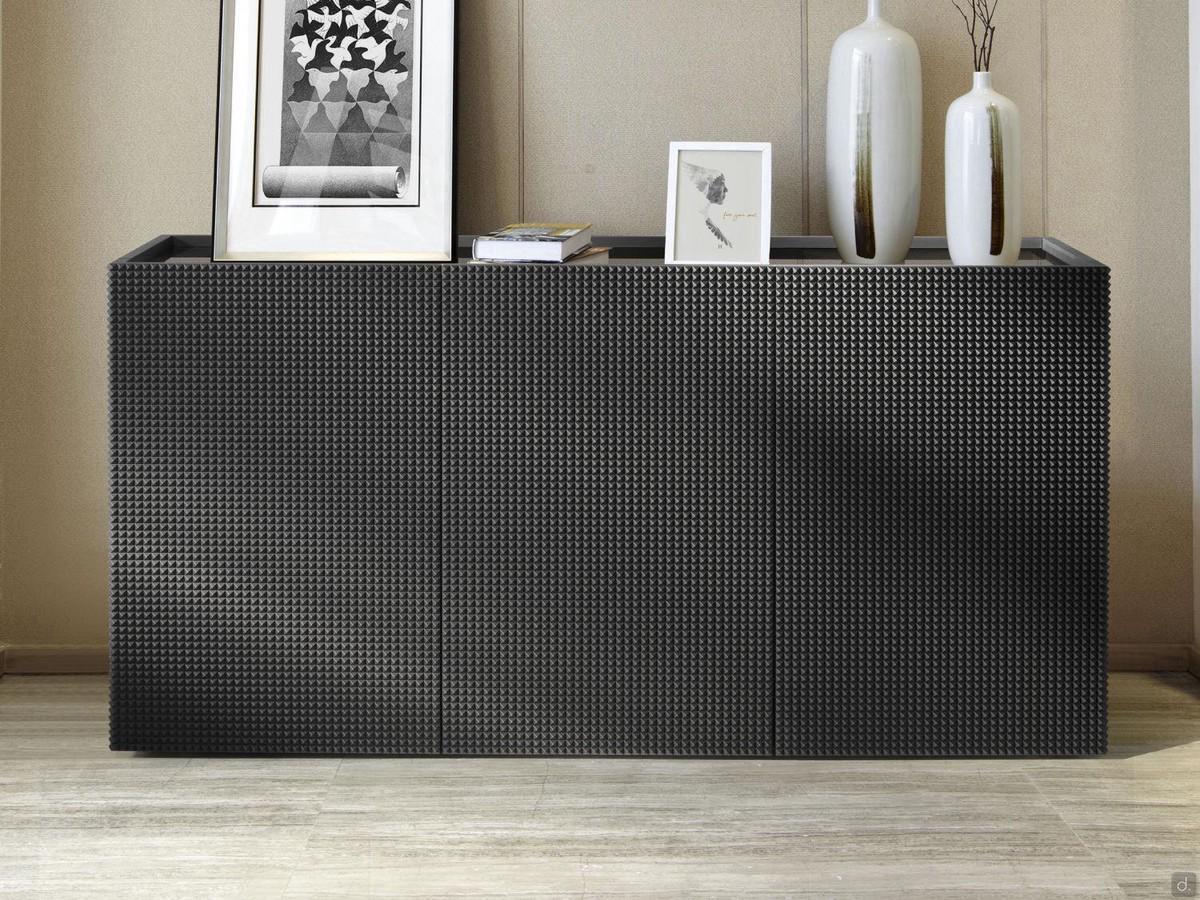 Credenza in legno con elementi tridimensionali Fado, disponibile anche a 2 o 4 ante 