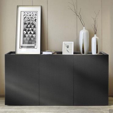 Credenza in legno con elementi tridimensionali Fado