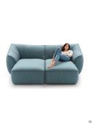 Isola relax Drappy realizzata con coppia di chaise longue accostate specularmente