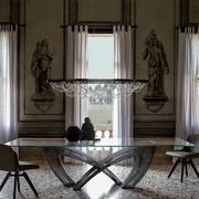 Lampada con pendaglieria in cristallo Cristal, ideale per arredare soggiorni classici ed eleganti