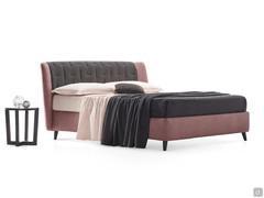 Letto Danae con giroletto alto 25 cm e testata con rivestimento reversibile con trapuntatura a baguette