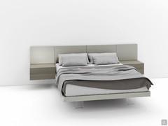 Letto California Wood con giroletto cm h.9 in laccato opaco Ardesia. Rovere cenere delle cassettiere non disponibile