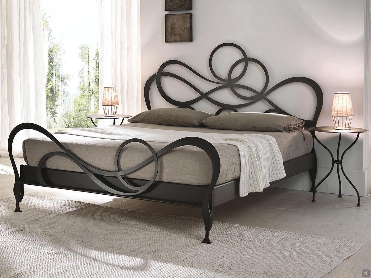 Letto in ferro battuto J'Adore di Cantori dallo stile classico rivisitato in chiave moderna