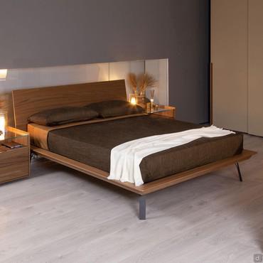 Letto con testiera in legno Missouri