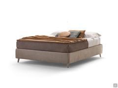 Letto imbottito Osaka Sommier con giroletto medium h.25 cm disponibile con rete fissa o alzabile con box contenitore