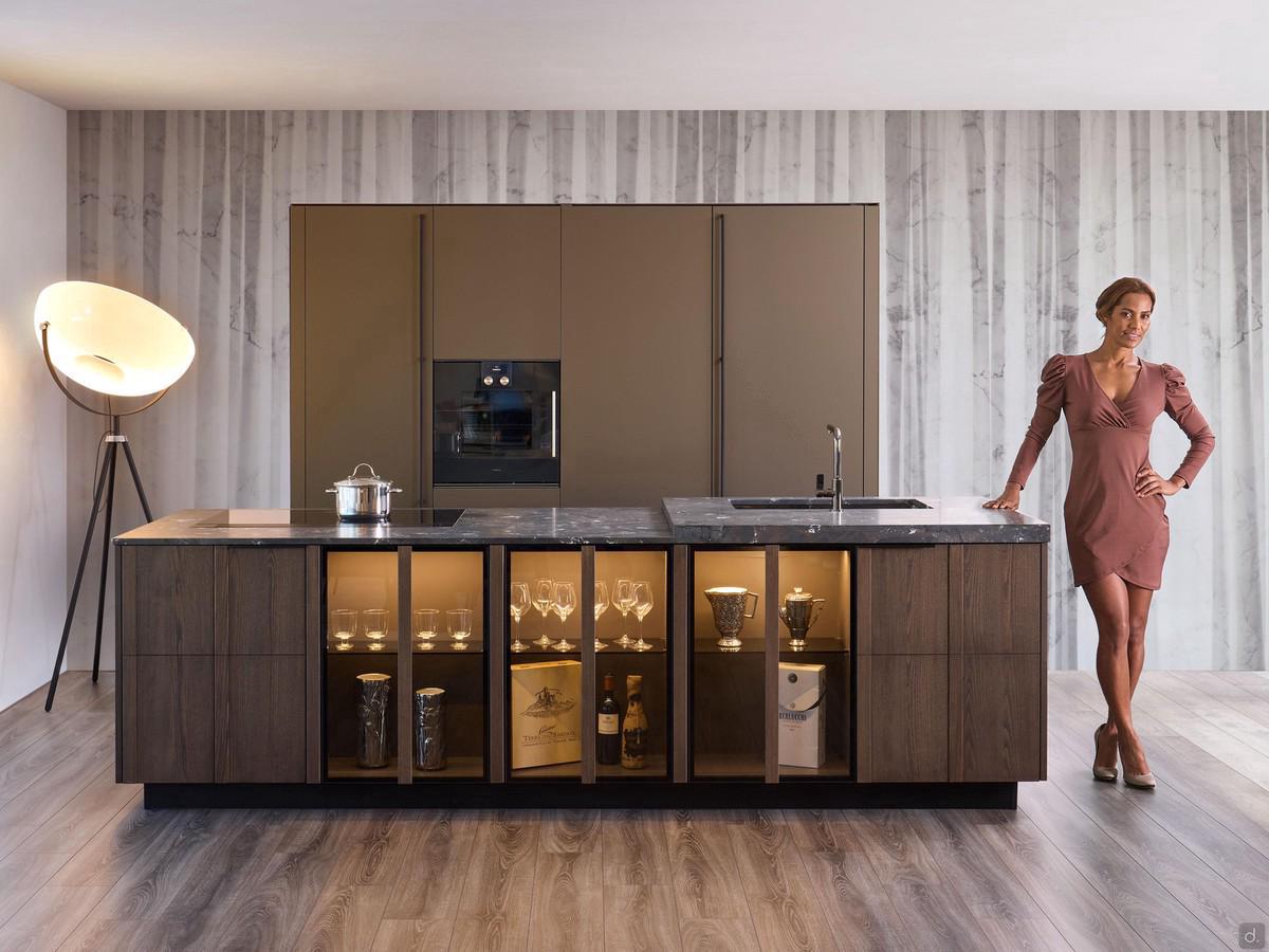 Cucina moderna di lusso in legno massello Plan Loto 01 con ante dogate