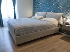 Letto king size con box contenitore ad alzata semplice