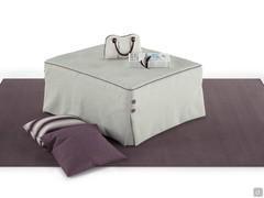 Pouf letto con rete a doghe in legno Denver