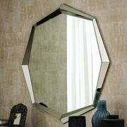 Specchio con cornice specchiata sfaccettata Emerald di Cattelan