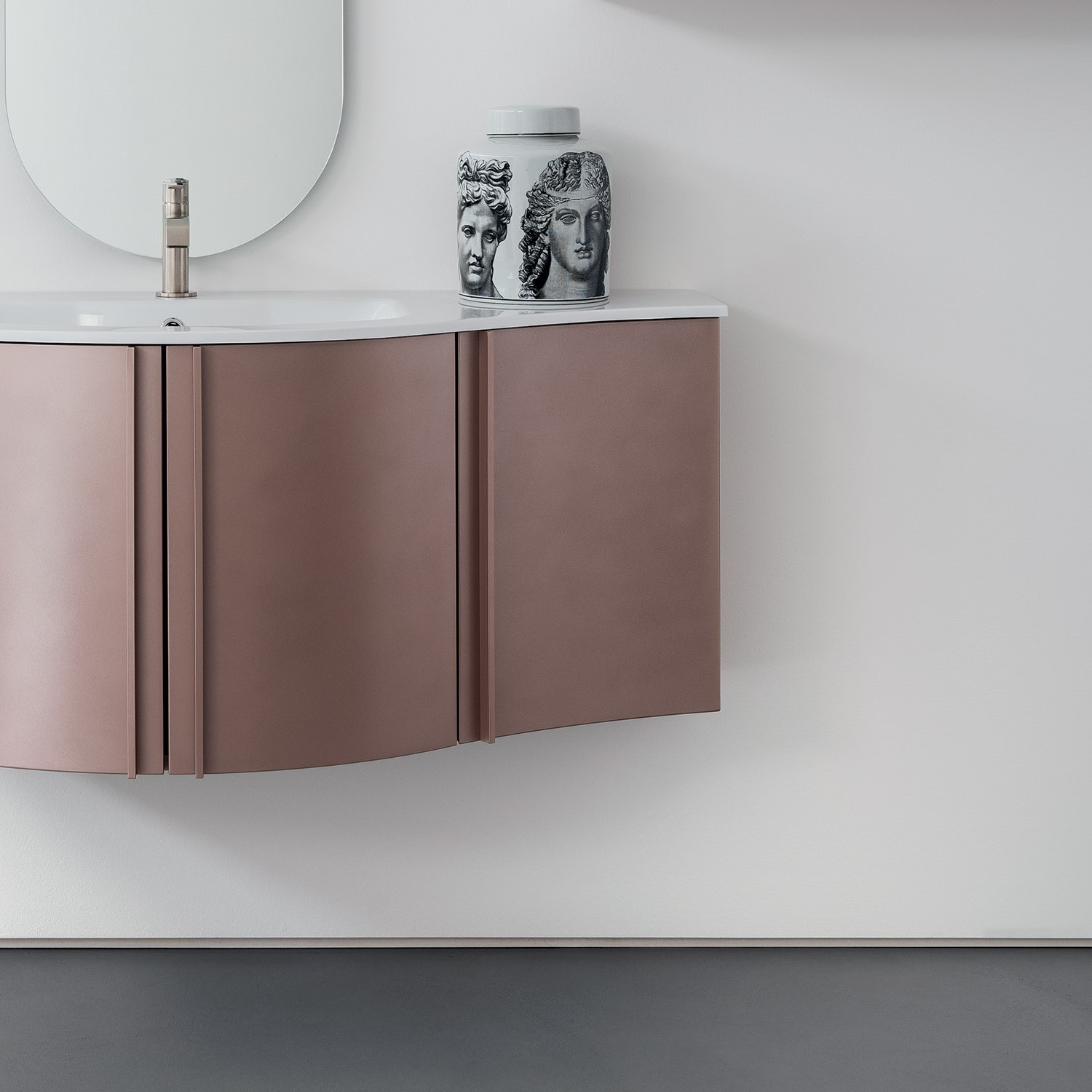 Specchio angolare ad anta in alluminio Angle Vanity