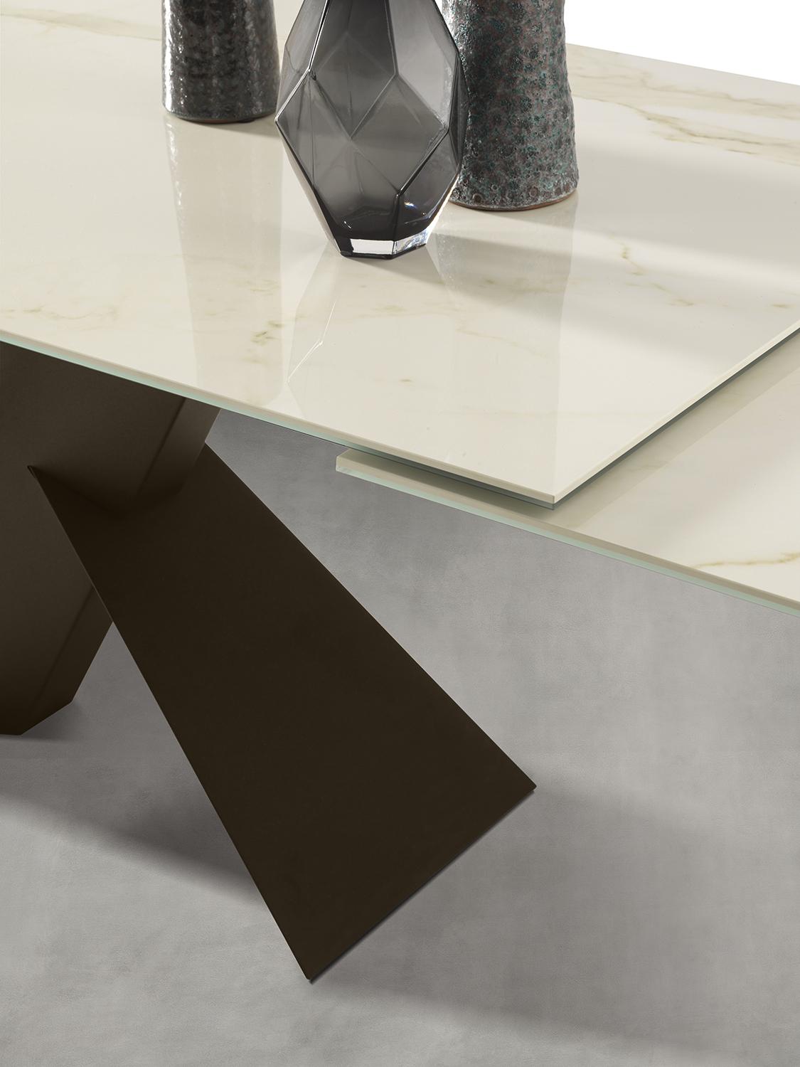 Table de salle à manger Trevor ovale - brun/noir - 200x100 cm