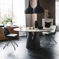 Table moderne avec plateau en Albâtre et structure en métal verni graphite Giano par Cattelan
