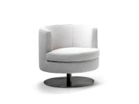 Fauteuil Charme en blanc, avec passepoil gros grain assorti au revêtement