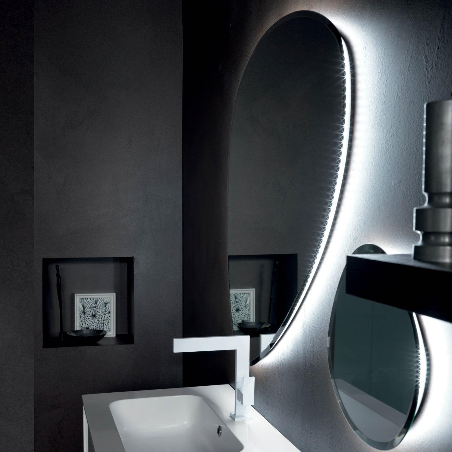 Specchio da bagno con forma irregolare Drip