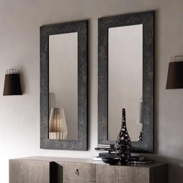 Asia mirror with white lacquered frame by Cantori