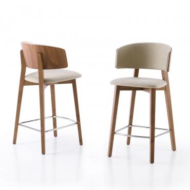 Darcey kitchen stool with backrest