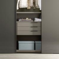 Player wardrobe interior fittings - additional shelf and hanging chest of drawera with 3 drawers with matching fronts