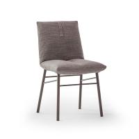 With or without armrests, this chair is available in 2 measurements