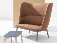 Sophos modern settee with wooden legs and a high backrest